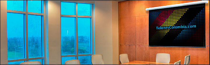 [En Medellín - Antioquia] Telón de proyección más soporte para video beam