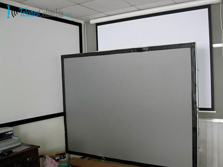 Pantallas tripode, manuales, electricas de video beam