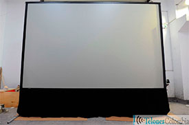 Pantalla con estructura traslucida 400x300 cms